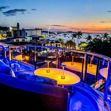 The Globe Hotel, Bar & Restaurant Pattaya Exterior foto